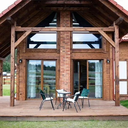 Zloty Caloroczny Klos Ferienhaus Borowy Mlyn
