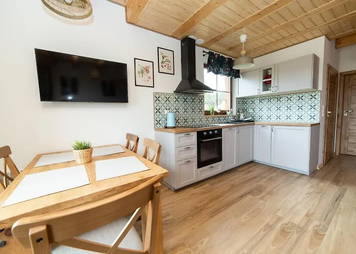 Zloty Caloroczny Klos Nyaraló *