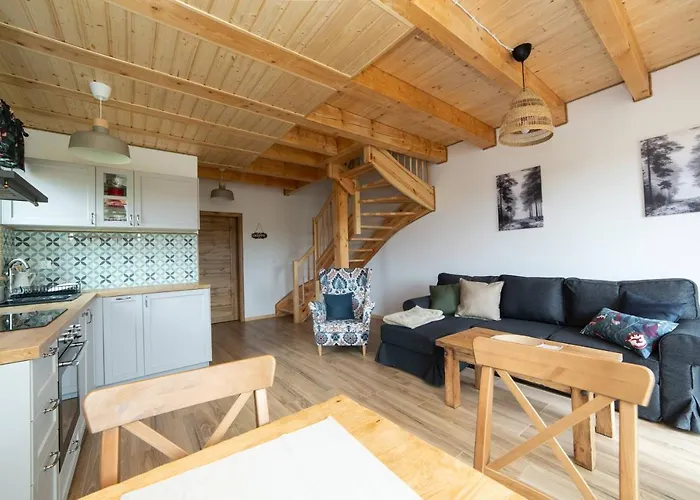 Zloty Caloroczny Klos Nyaraló *